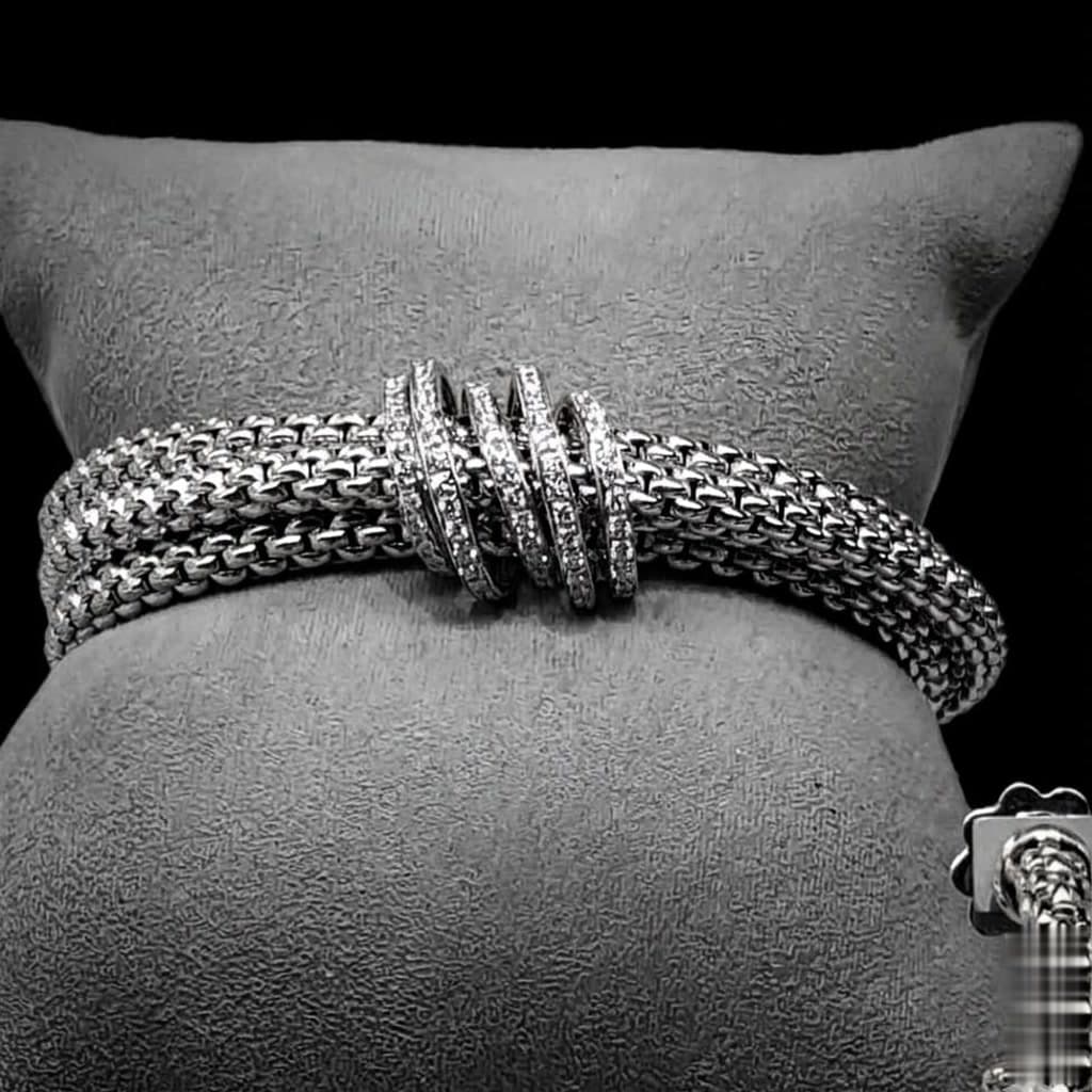 Mesh Coil Bracelet — Diamantte Pune