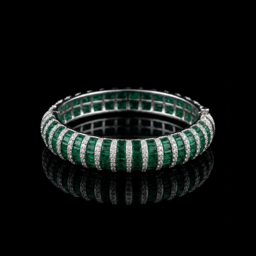 Emerald Baguette Bangle — Diamantte Pune