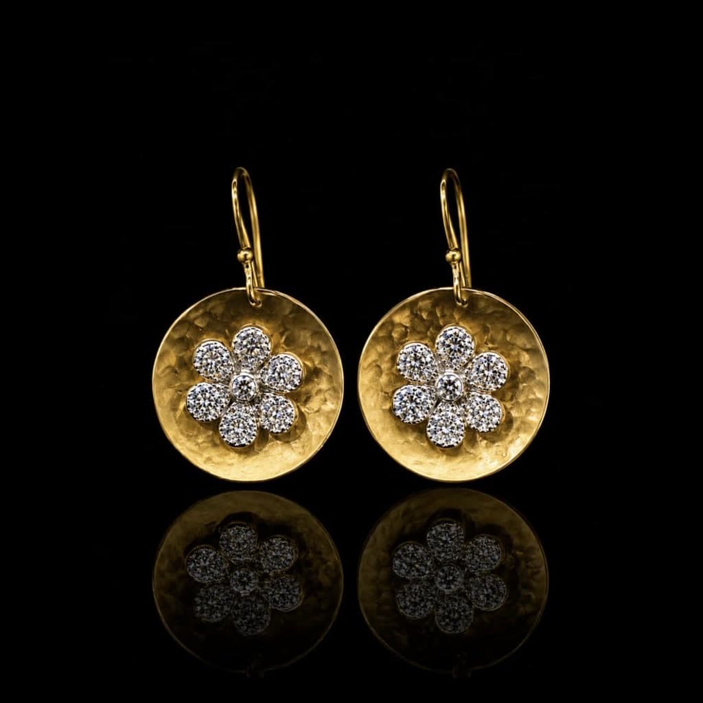 Hammered Disc Flower Earrings — Diamantte Pune