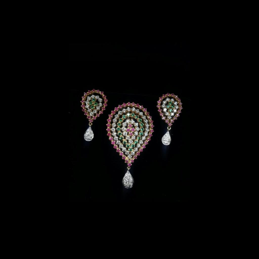 Emerald & Ruby Medallion Set — Diamantte Pune